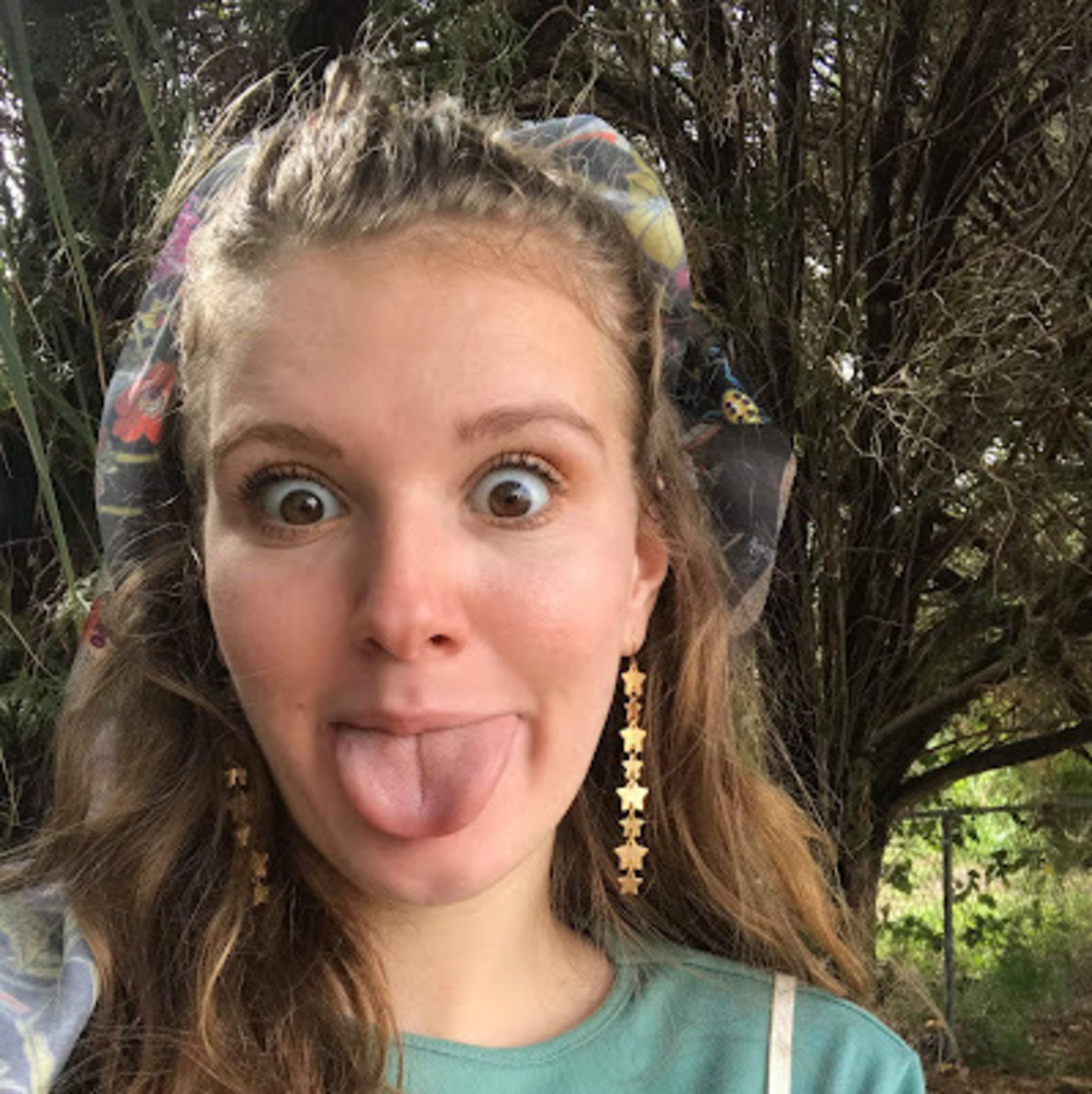 Meet your Posher, Emma